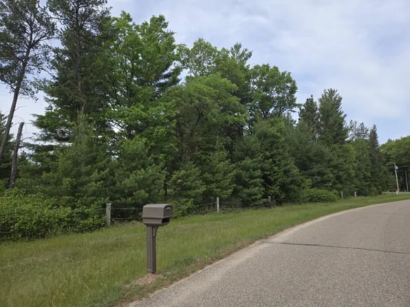 927 Blackhawk Ln, Friendship, WI 53934