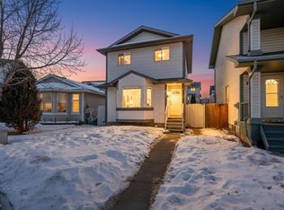 14816 47th St NW, Edmonton, AB T5Y 2X3
