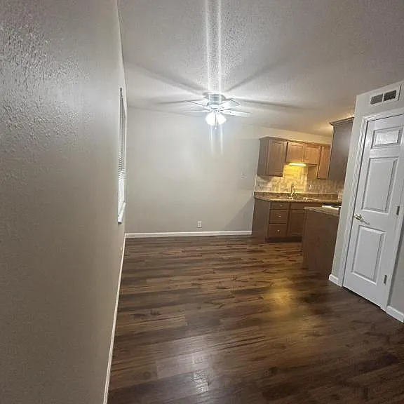 Dining/Kitchen