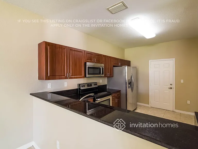15307 SW 88th Ter — Photo 6