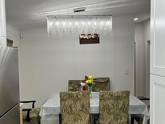 4th image of 4157 Roberts Way #28