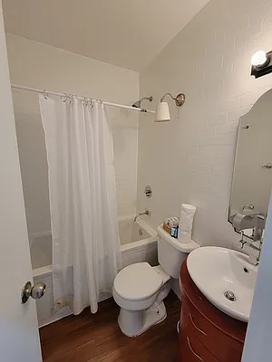 Rented by GPS Realty NYC | media 32