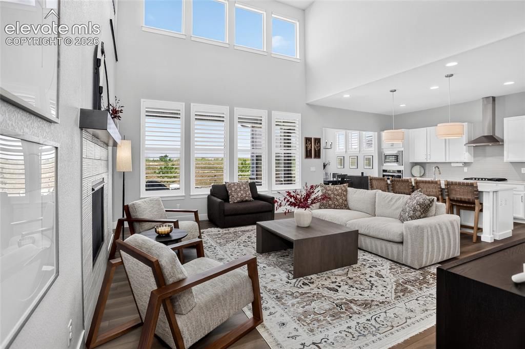 1044 Larimer Ridge Pkwy