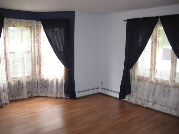 3rd image of 80 Center Ave