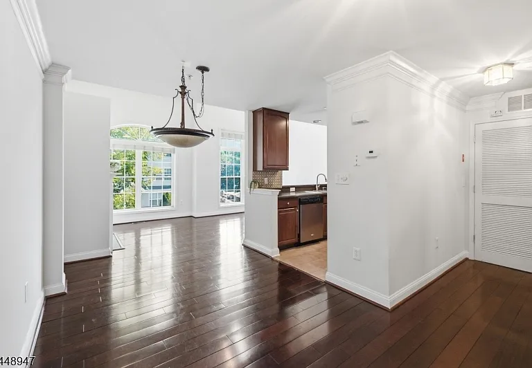 408 Donato Cir — Photo 8