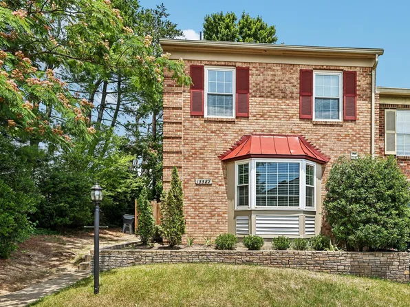 15582 Traverser Ct, Woodbridge, VA 22193