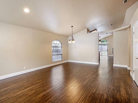 4th image of 4717 Winter Oak Way
