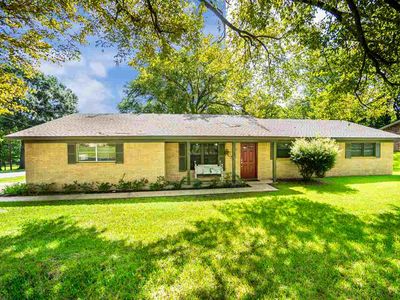 802 S Orchid Dr, White Oak, TX, 75693