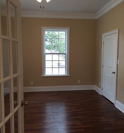 5th image of 606 Hiawassee Ave