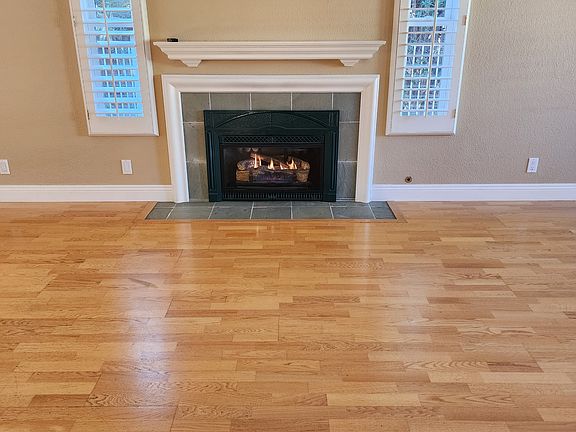 Living Room with Jotul fireplace/stove