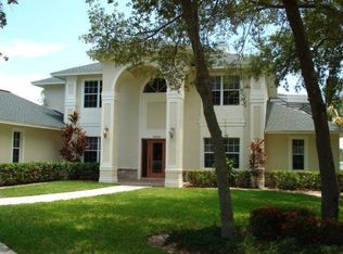 6822 Compton Ln N, Naples, FL 34104
