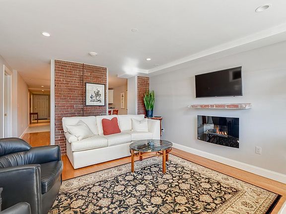 4th image of 60 Merrimac St Unit 602