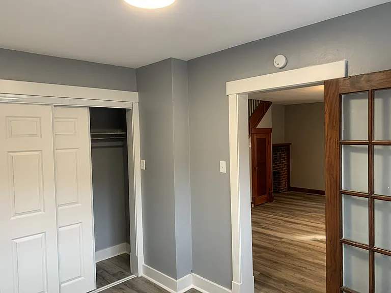 215 Rockwood Ave — Photo 2