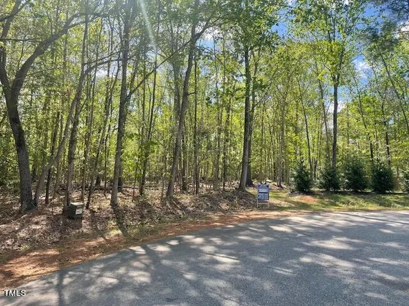 109 Jicarilla Ct, Louisburg, NC 27549