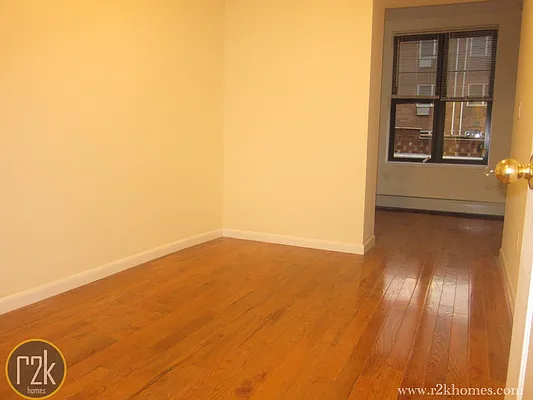 Rented by Realty 2000 Corp | media 14