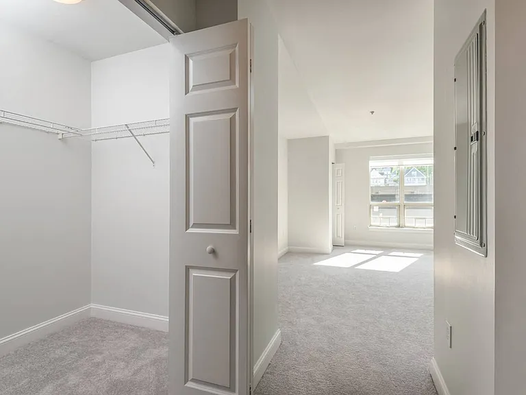 Munroe Place — Photo 19