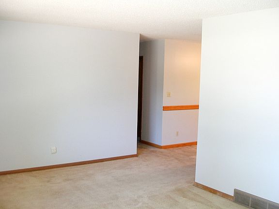 5th image of 1004 E 35th St