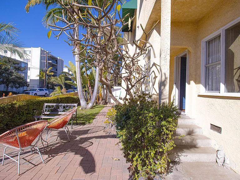 3835 Riviera Dr #A — Photo 1