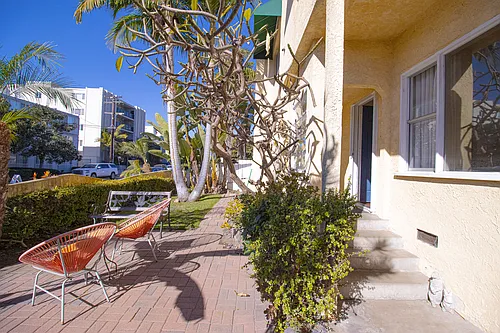 3835 Riviera Dr #A Photo 1