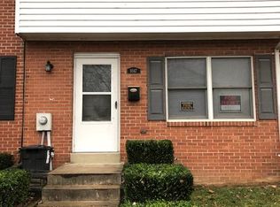 1047 Peach Orchard Ln, Brunswick, MD 21716