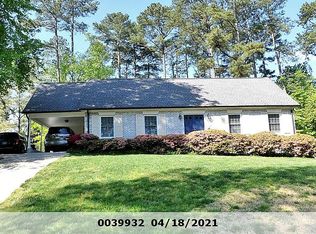 5105 Sandlewood Dr, Raleigh, NC 27609