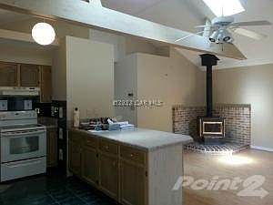 6 Faintail Living and Kitchen 1