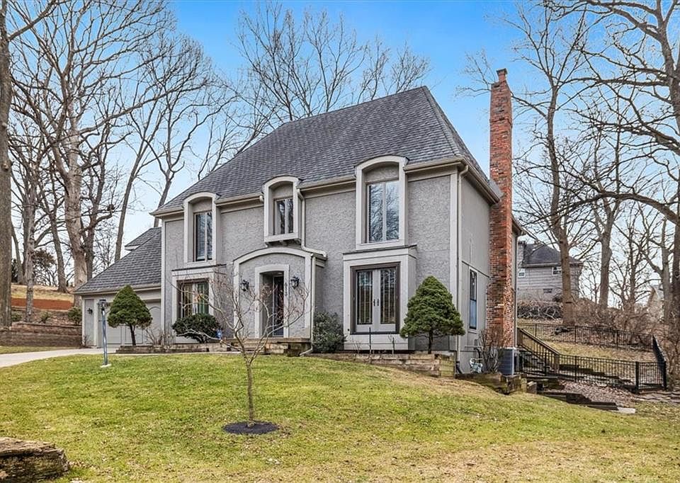house 1313 W Jackson St, Ottawa, IL 61350 | Zillow