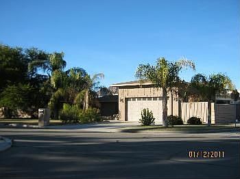 1st image of 78600 Avenida La Fonda