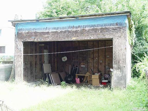 4th image of 11127 156th St