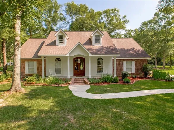 18499 Acadiana Pl, Loranger, LA 70446