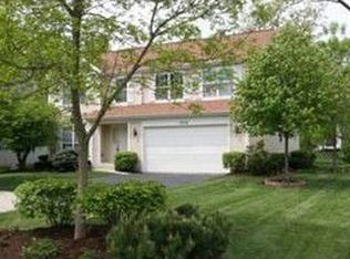 1978 S Hawk Ct, Libertyville, IL