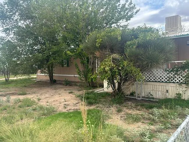 2 bed, 1.0 bath, 800 sqft, $1,300 — Photo 2