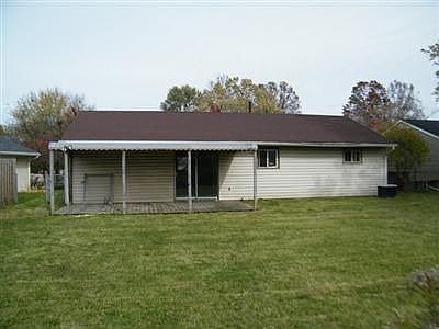 3rd image of 263 Vivian Dr