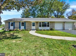 1839 Roxboro Rd, York, PA 17402
