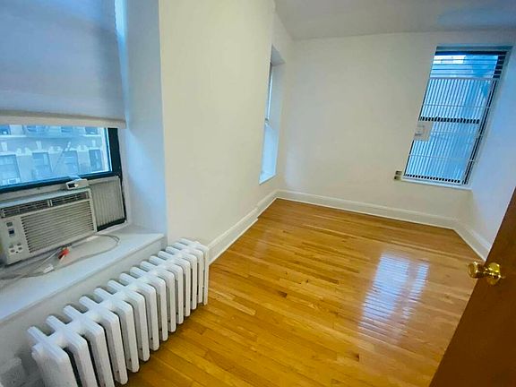 2nd image of 1814 2nd Ave #3H
