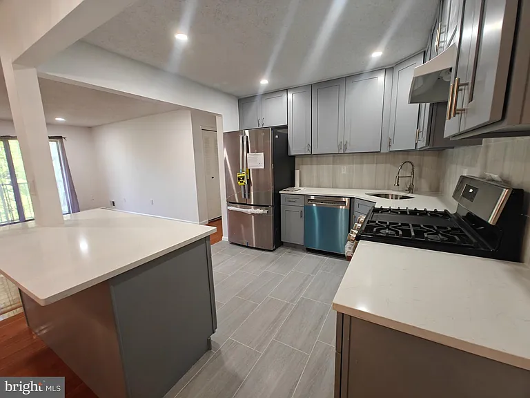 14 Voscek Ct — Photo 5