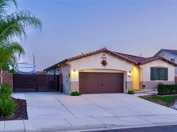 31421 Darlington Oak Dr, Winchester, CA 92596