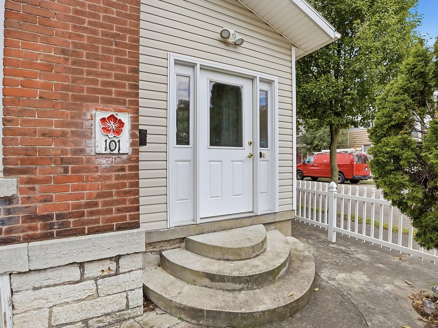 3 bed, 1750 sqft, $1,700 — Photo 4