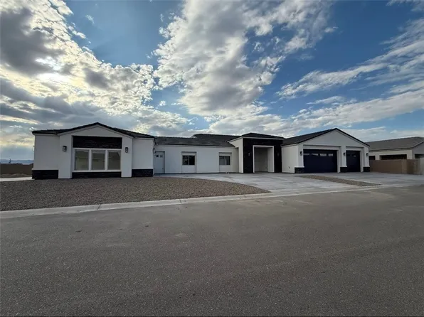 5541 S Honor Ave, Fort Mohave, AZ 86426