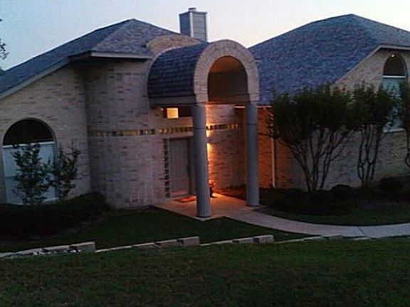 4th image of 8729 Hidden Hill Dr