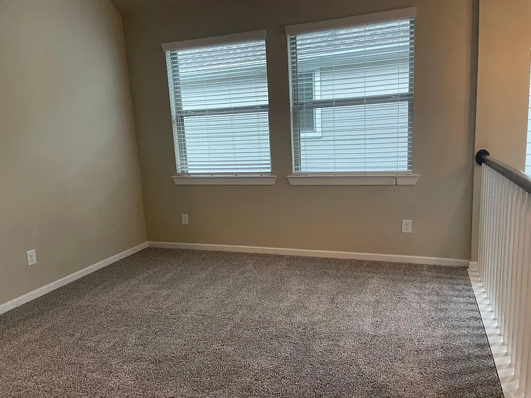 2507 Manor Valley Ct — Photo 11