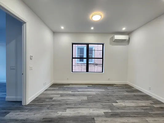 Rented by Astoria Realty | media 13