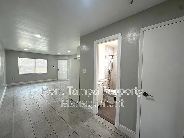 610-612 17th Ave S #610 — Photo 10