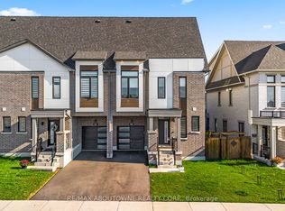 102 Settlers Rd E, Oakville, ON L6H0Y8