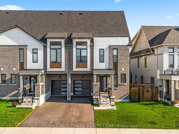 102 Settlers Rd E, Oakville, ON