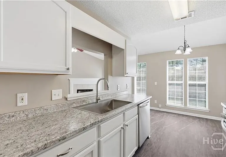 148 Silverton Rd — Photo 12