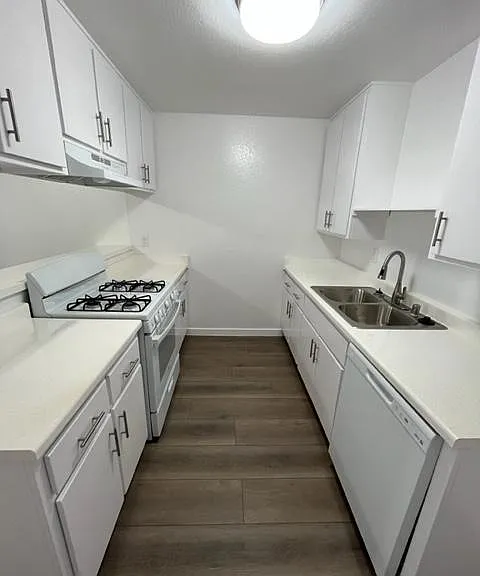 Sunrise Apartments Homes — Photo 3