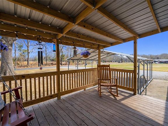 2nd image of 236 Gum Ridge Rd