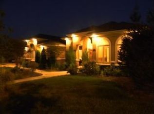 10615 N Michigan Ave, Kansas City, MO 64155