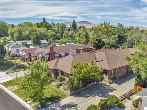 229 Bonnie Briar Pl, Reno, NV 89509